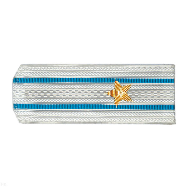 Погоны белые с 2 голуб. просв., вышит. канителью (майор)