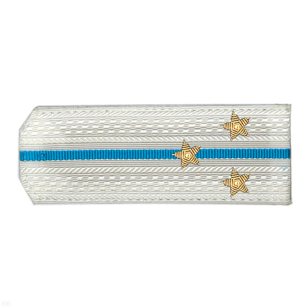 Погоны белые с 1 голуб. просв., вышит. канителью (ст. лейтенант)