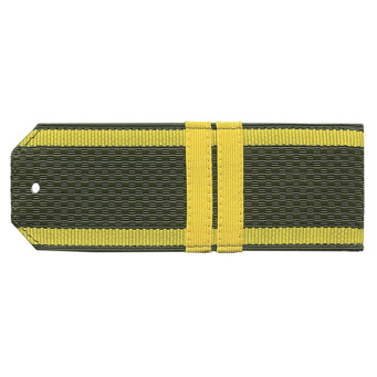 Погоны оливк. желтый кант (курсантские) с нашитым желт.шелковым галуном (мл. сержант) на пластике